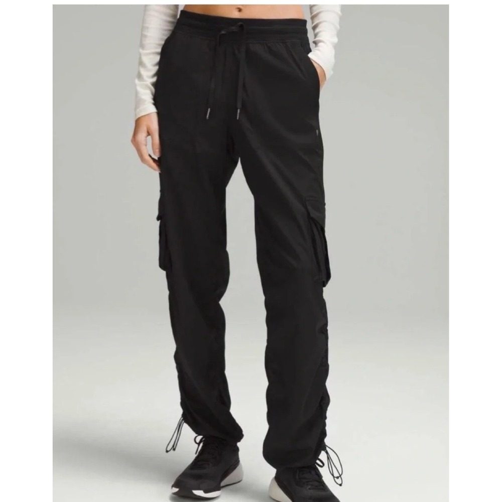 Lululemon Dance Studio Relaxed-Fit Mid-Rise Cargo Pant Womens Small